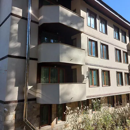 николови * 潘波洛沃