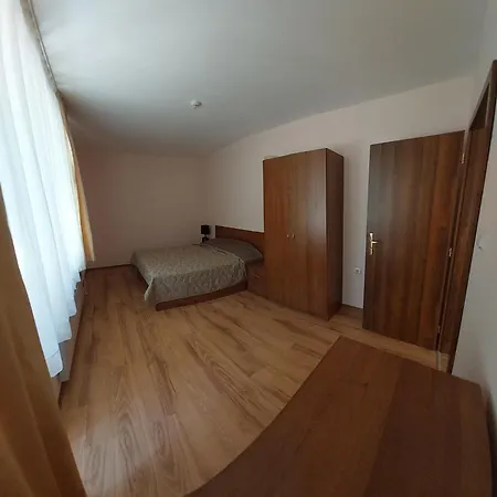 Apartamento николови *
