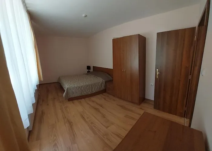 Lejlighed николови *